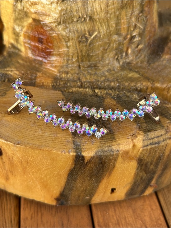 Vintage Jewelry - Vintage Aurora Borealis Crawler Crystal Clip-On Earrings - Gold Tone